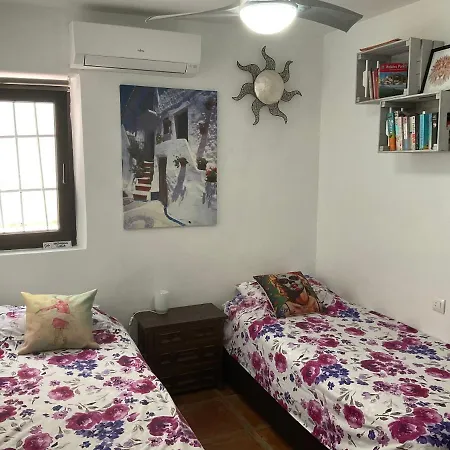 Pueblo Cosy Townhouse, Sleeps 4 * Mijas